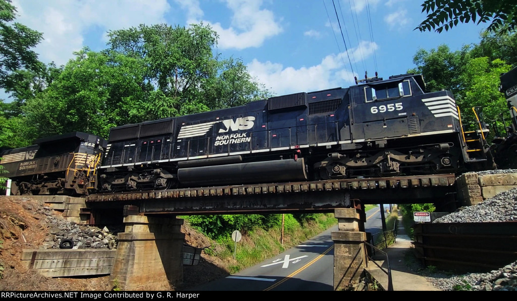 Second of three lite units on the Southern's Old Main line crosses over Campbell Ave. on its way back to Montview Yard after having delivered interchange traffic to CSX in downtown Lynchburg.